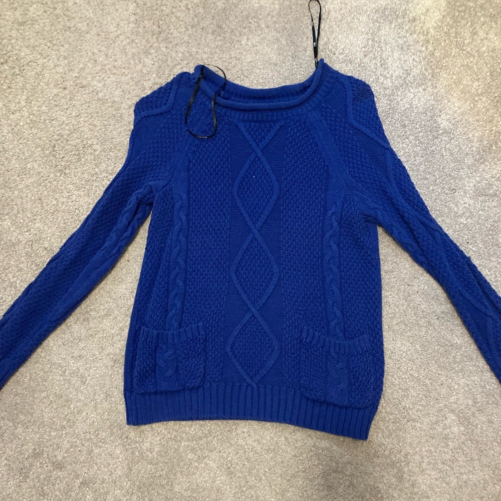 Forever 21 sweater